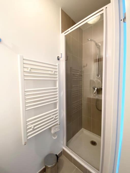 Les Planches , Bel Appartement En Bord De Mer Bénodet Екстериор снимка